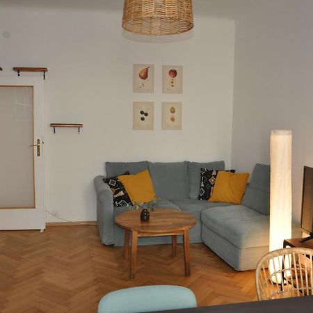 Lovely Apartment In Historic Center Vienna Exterior photo